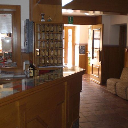 Hotel Edelweiss Passo del Tonale Bagian luar foto