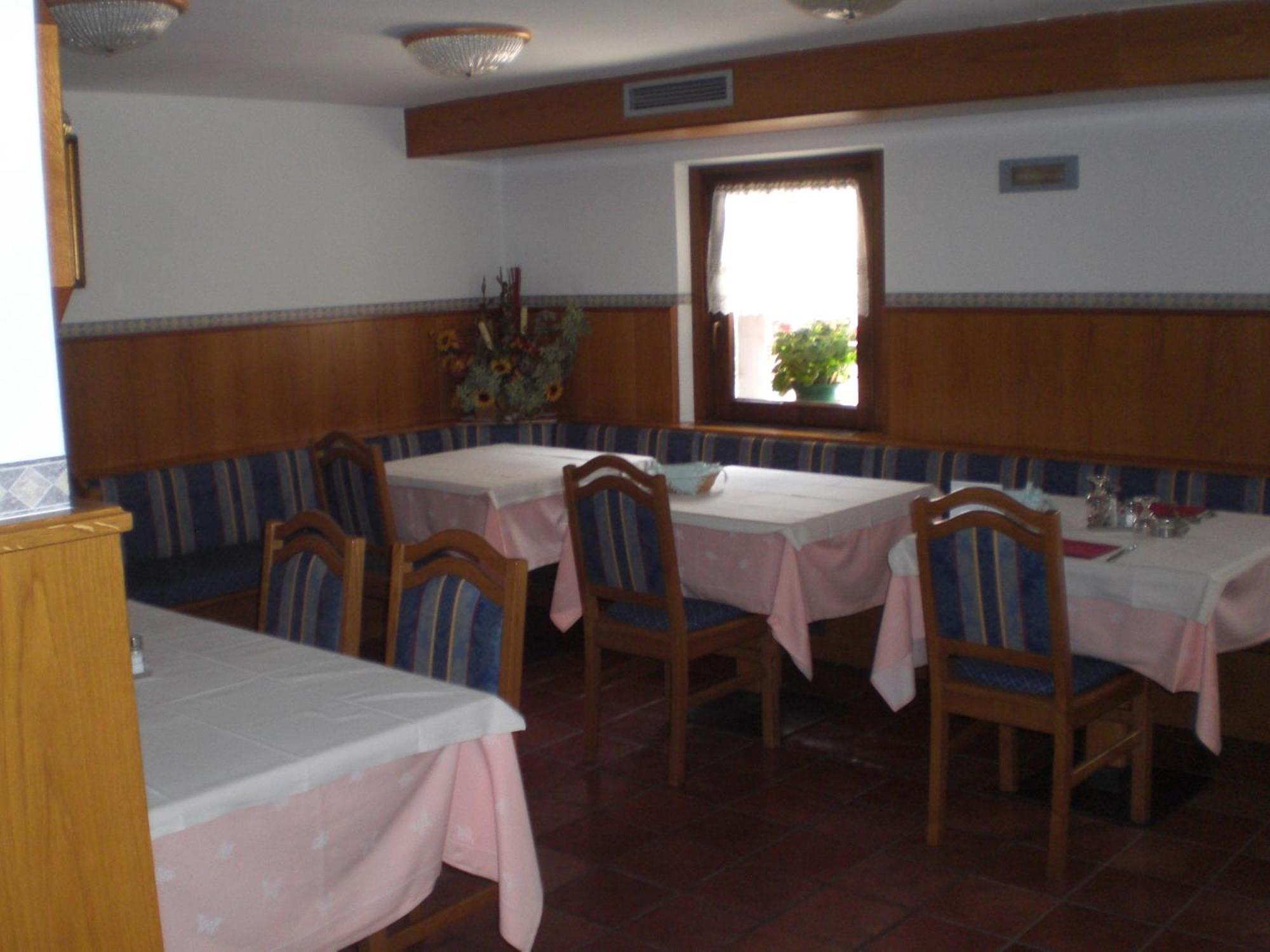 Hotel Edelweiss Passo del Tonale Bagian luar foto