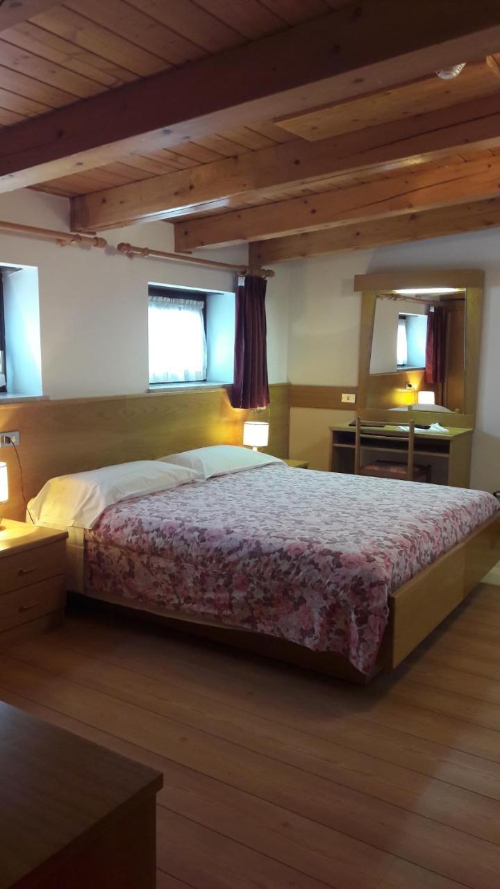 Hotel Edelweiss Passo del Tonale Bagian luar foto