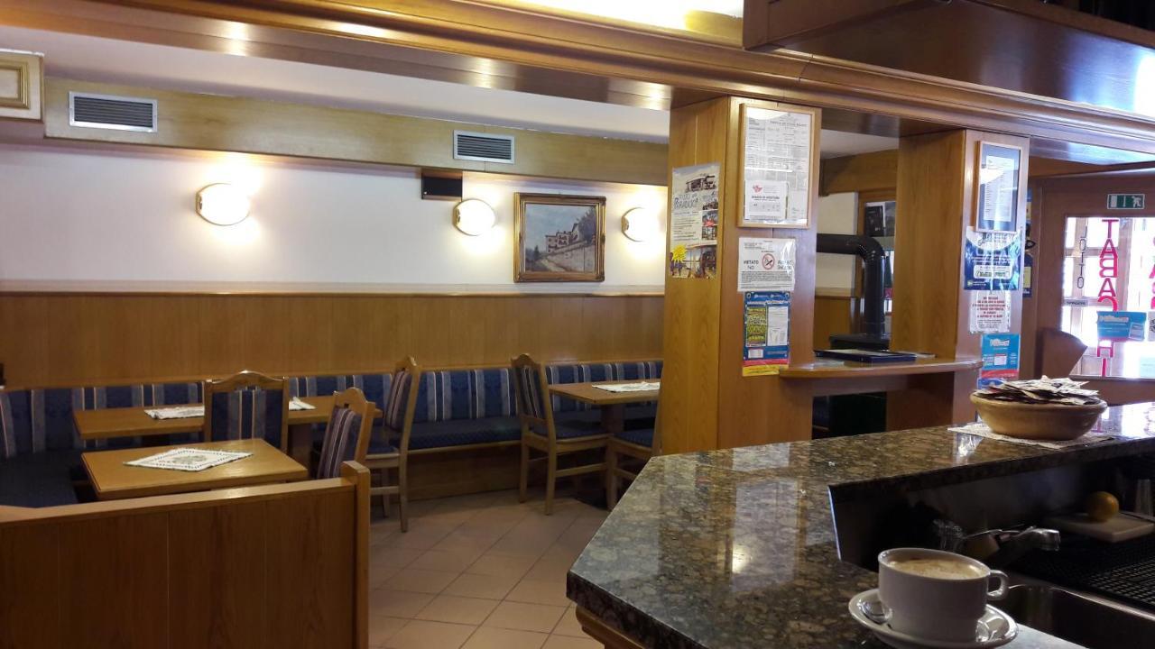 Hotel Edelweiss Passo del Tonale Bagian luar foto