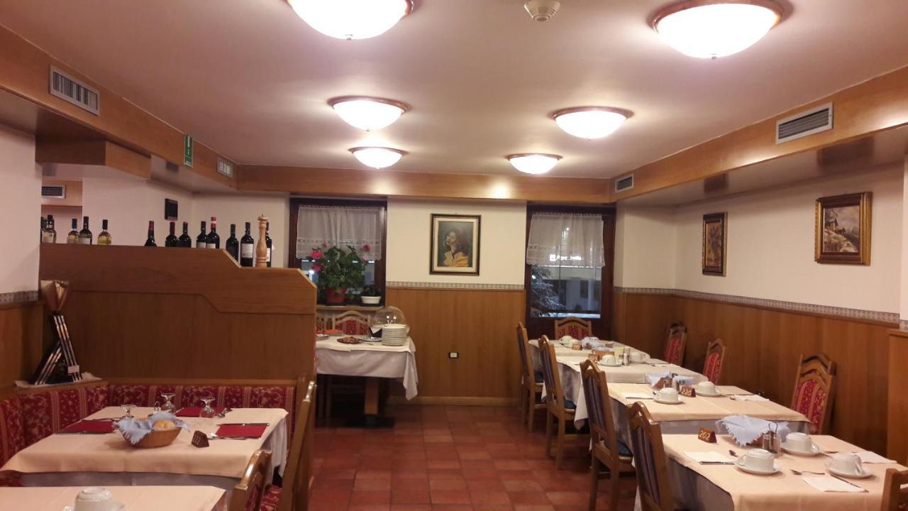 Hotel Edelweiss Passo del Tonale Bagian luar foto